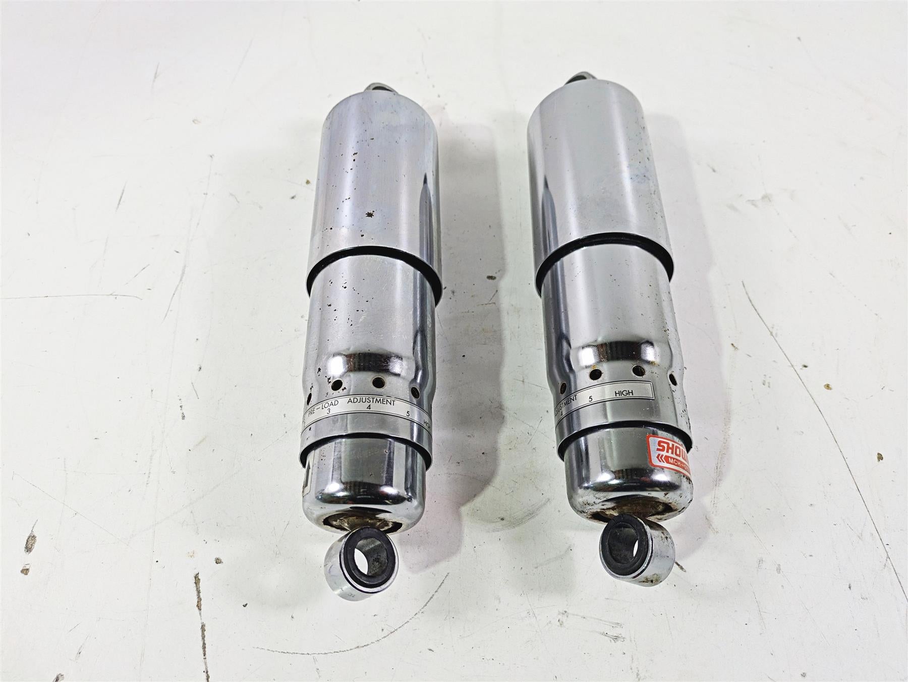 2002 Honda V-Twin VTX1800 C Showa Rear Suspension Shock Damper Set 52400-MCH-631