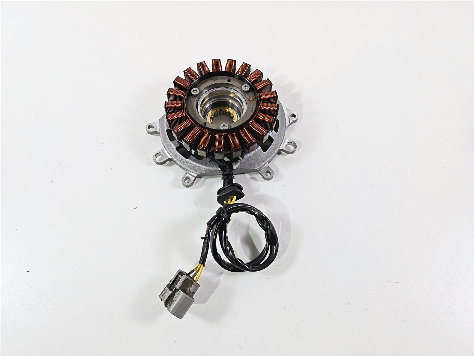 2019 BMW R1250GS K50 Stator Alternator Generator Magneto & Mount 12318406639 {{ shop.shopifyCountryName }} - Mototech271