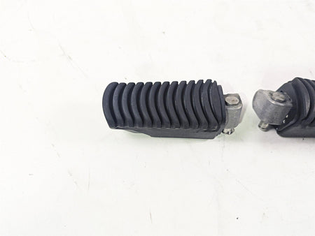2010 BMW R1200GS K25 Rear Passenger Foot Pegs Footpeg 46712310403 46712310404 {{ shop.shopifyCountryName }} - Mototech271