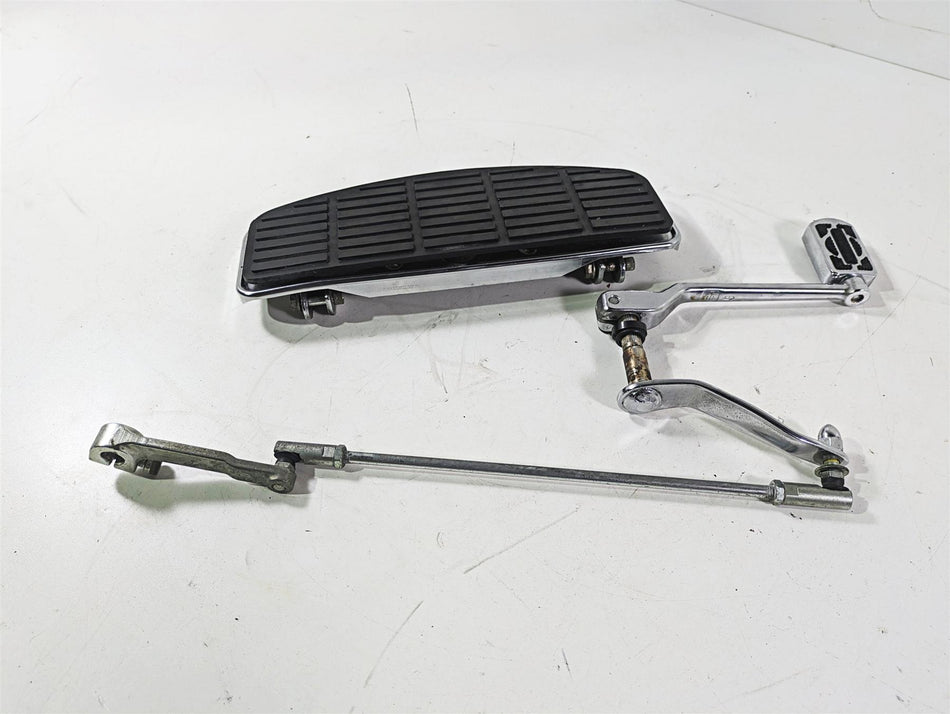 2003 Harley FLSTC Softail Heritage 100th Front Left Floorboard Shifter 33895-82 {{ shop.shopifyCountryName }} - Mototech271