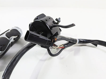 2009 Harley FXCWC Softail Rocker Right Hand Control Switch + Grips 71684-06A {{ shop.shopifyCountryName }} - Mototech271
