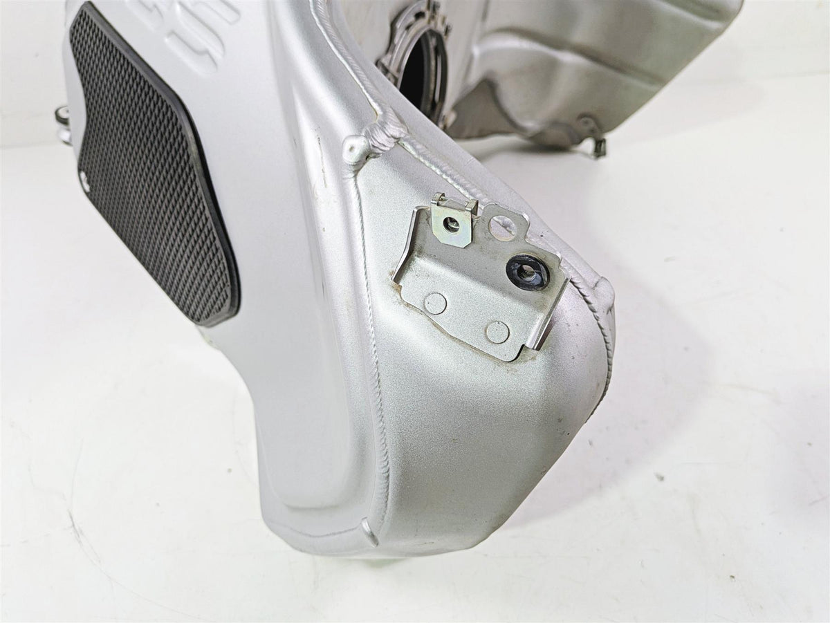 2015 BMW R1200 GS Adv K51 Fuel Gas Tank Aluminum Metallic Matt 16118537710 {{ shop.shopifyCountryName }} - Mototech271