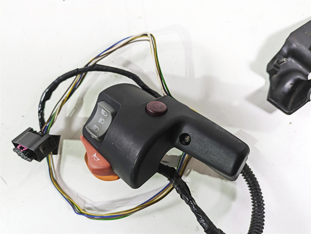 2004 BMW R1150GS R21 Left Hand Control Switch Blinker Light Horn 61317659325 {{ shop.shopifyCountryName }} - Mototech271