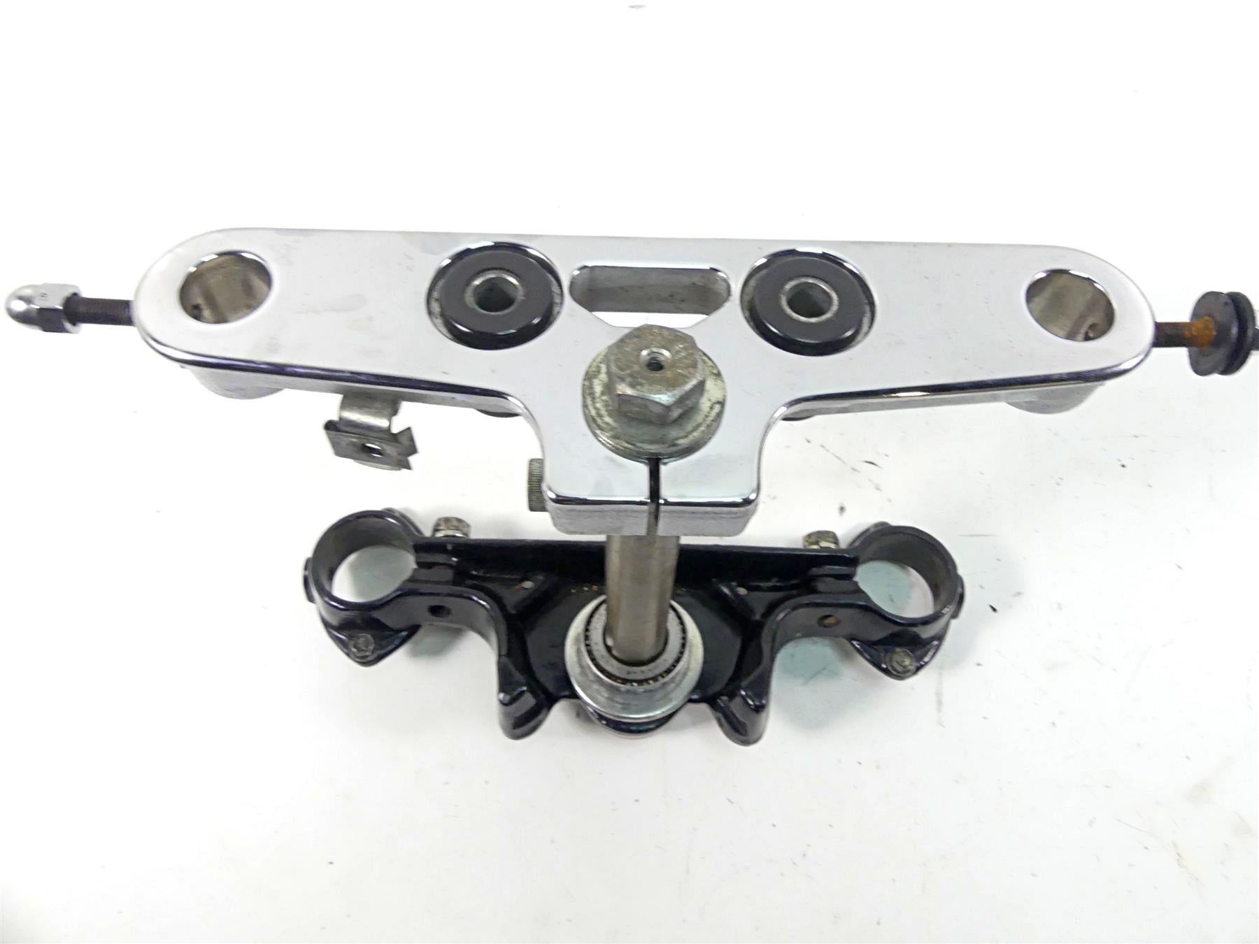 2002 Harley FLSTCI Softail Heritage Upper Lower Triple Tree Set 41mm 45605-00A {{ shop.shopifyCountryName }} - Mototech271