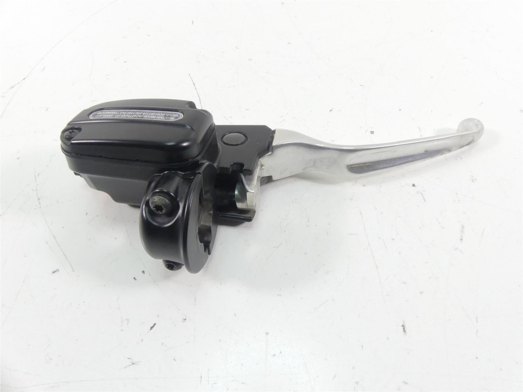 2012 Harley Touring FLHTK Electra Glide Front Brake Master Cylinder 44551-08F {{ shop.shopifyCountryName }} - Mototech271