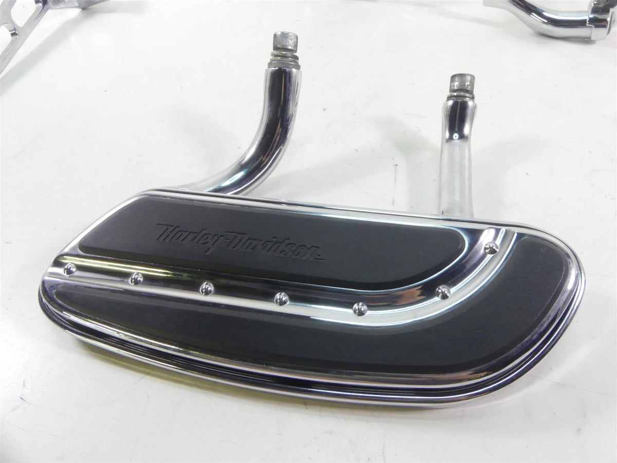 2007 Harley FLHTCU SE CVO Electra Glide Floorboard Shifter Brake Set 50688-04 {{ shop.shopifyCountryName }} - Mototech271