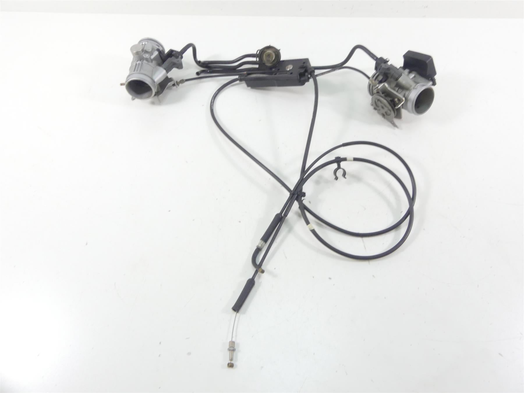 2001 BMW R1150 GS R21 Bing Throttle Body Fuel Injection Set 13541342495 {{ shop.shopifyCountryName }} - Mototech271