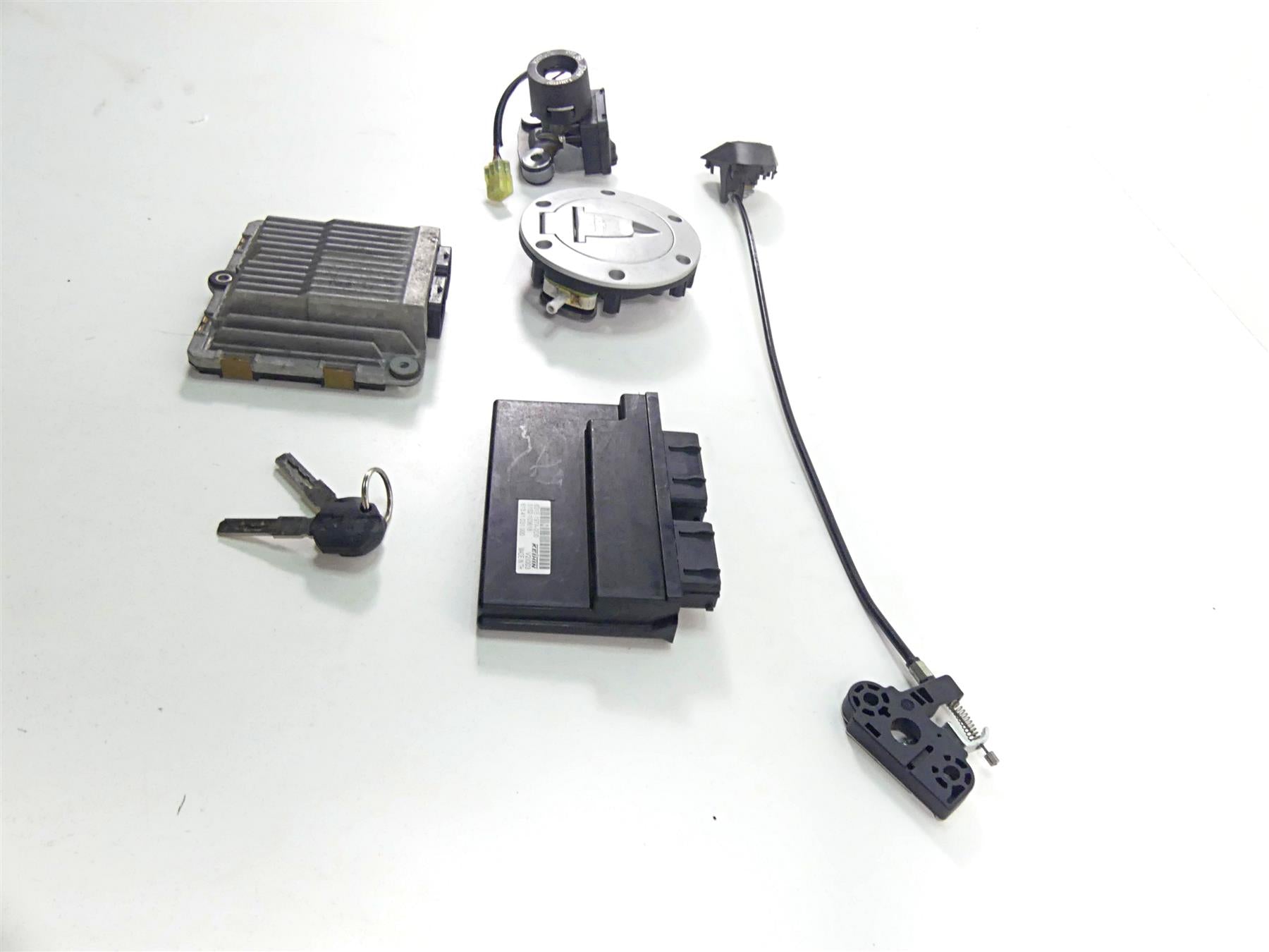 2015 KTM 1190 Adventure Ignition Switch Key Lock Set Cdi Ecu Ecm 61341031000 {{ shop.shopifyCountryName }} - Mototech271
