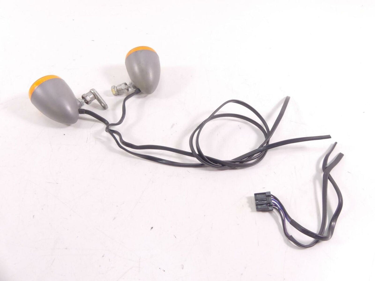2009 Harley FXCW Softail Rocker Front Blinker Turn Signal Set - Read 69965-08 {{ shop.shopifyCountryName }} - Mototech271