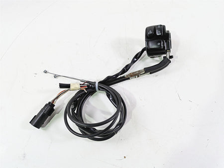 2010 Harley VRSCF Muscle Rod Right Hand Control Switch READ 71684-06A 71683-06A {{ shop.shopifyCountryName }} - Mototech271