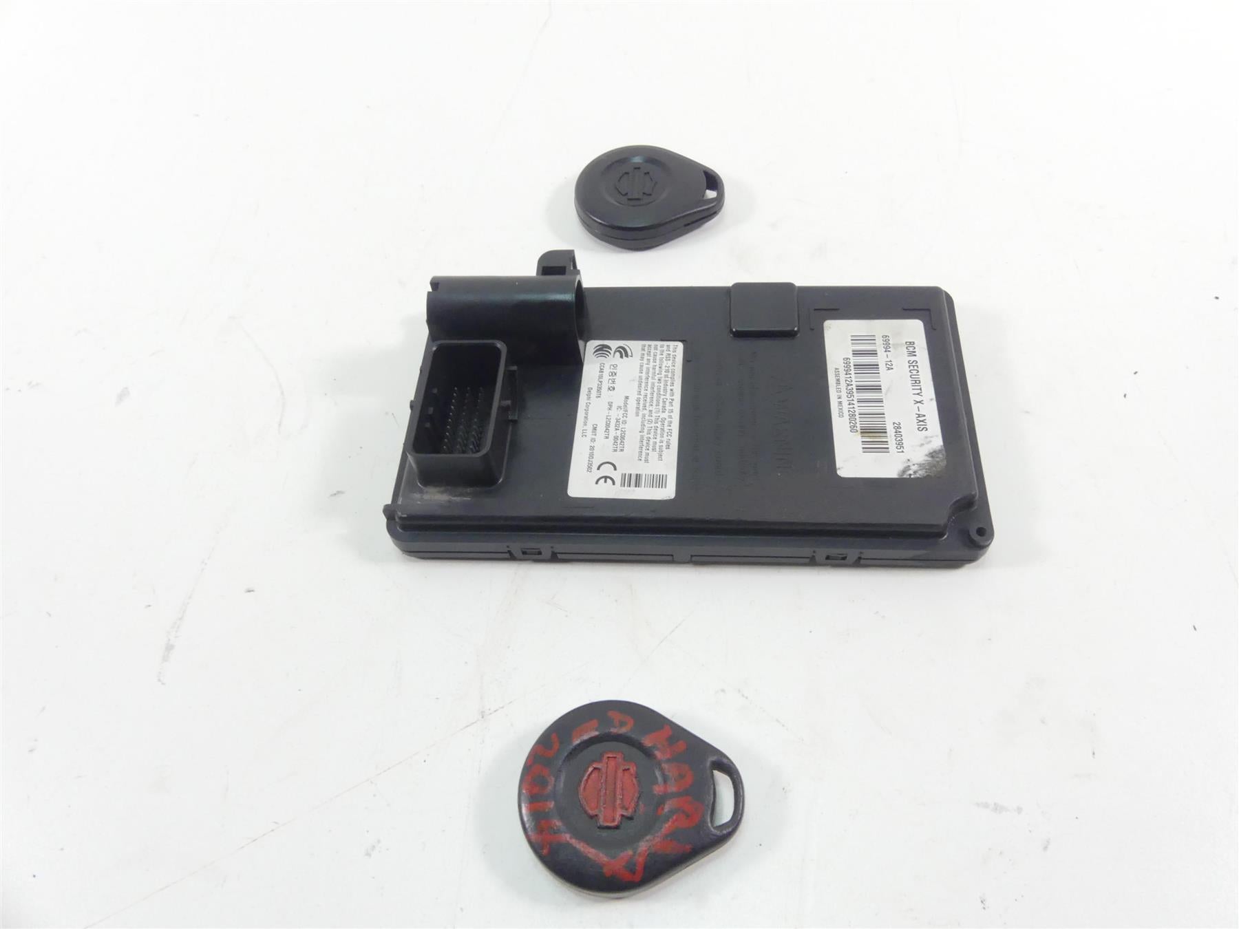 2014 Harley FXDF Dyna Fat Bob Bcm Security X-Axis & Fob Key Set 69994-12A {{ shop.shopifyCountryName }} - Mototech271