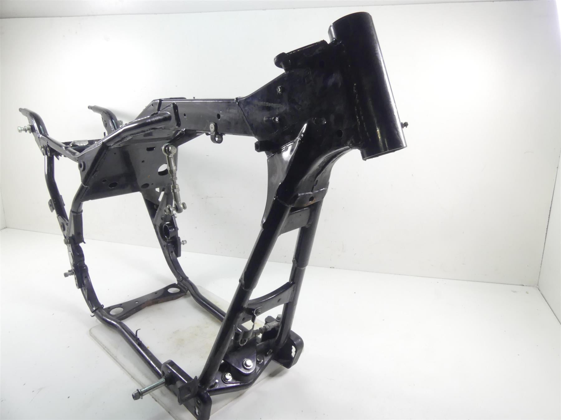 2005 Harley Touring CVO FLHTCSE Electra Glide Frame Chassis -Read With Salvage New York Title 47900-02A {{ shop.shopifyCountryName }} - Mototech271