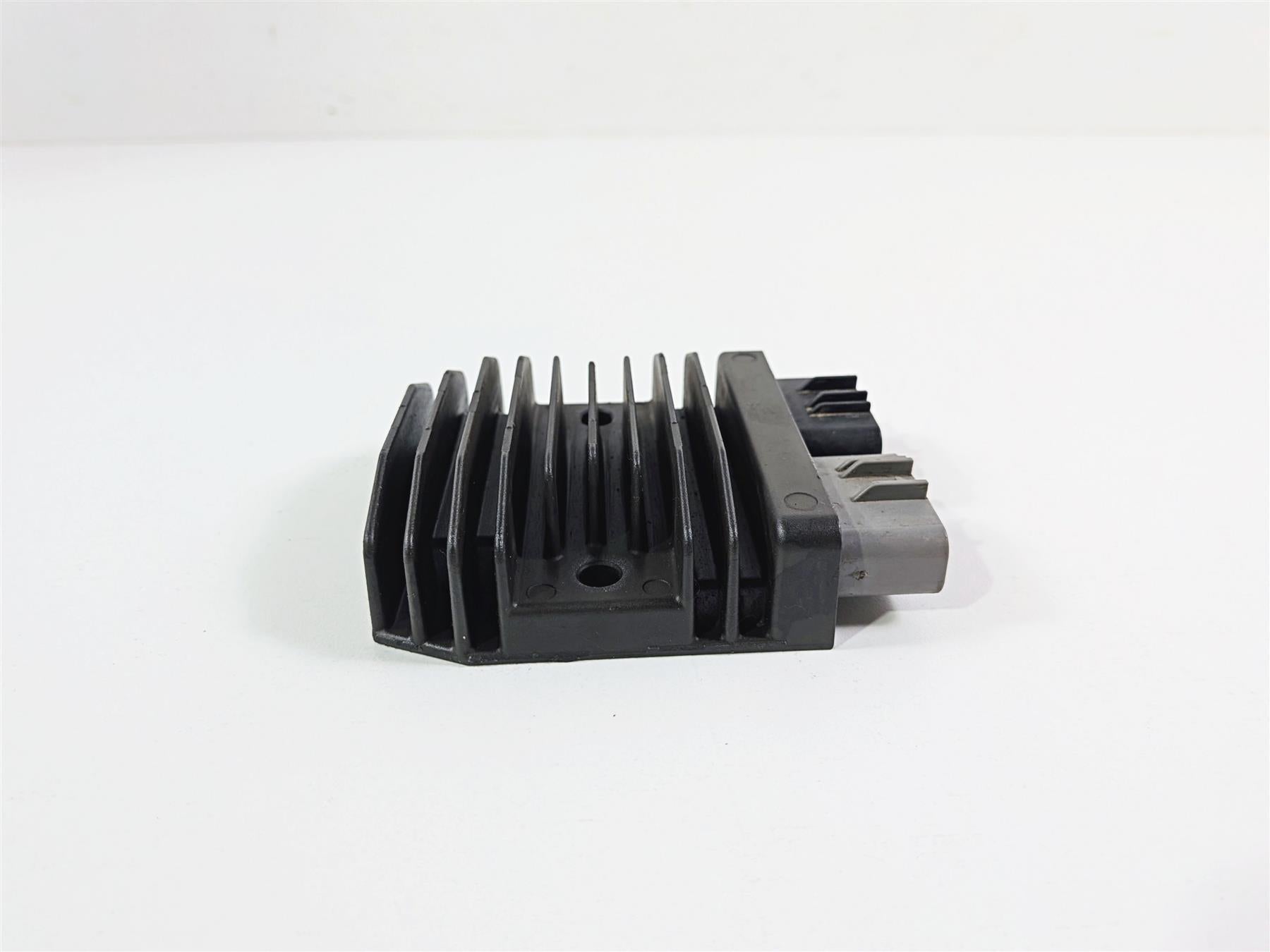 2022 Kawasaki Teryx KRX KRF 1000 SE Rectifier Voltage Regulator 21066-0771 {{ shop.shopifyCountryName }} - Mototech271