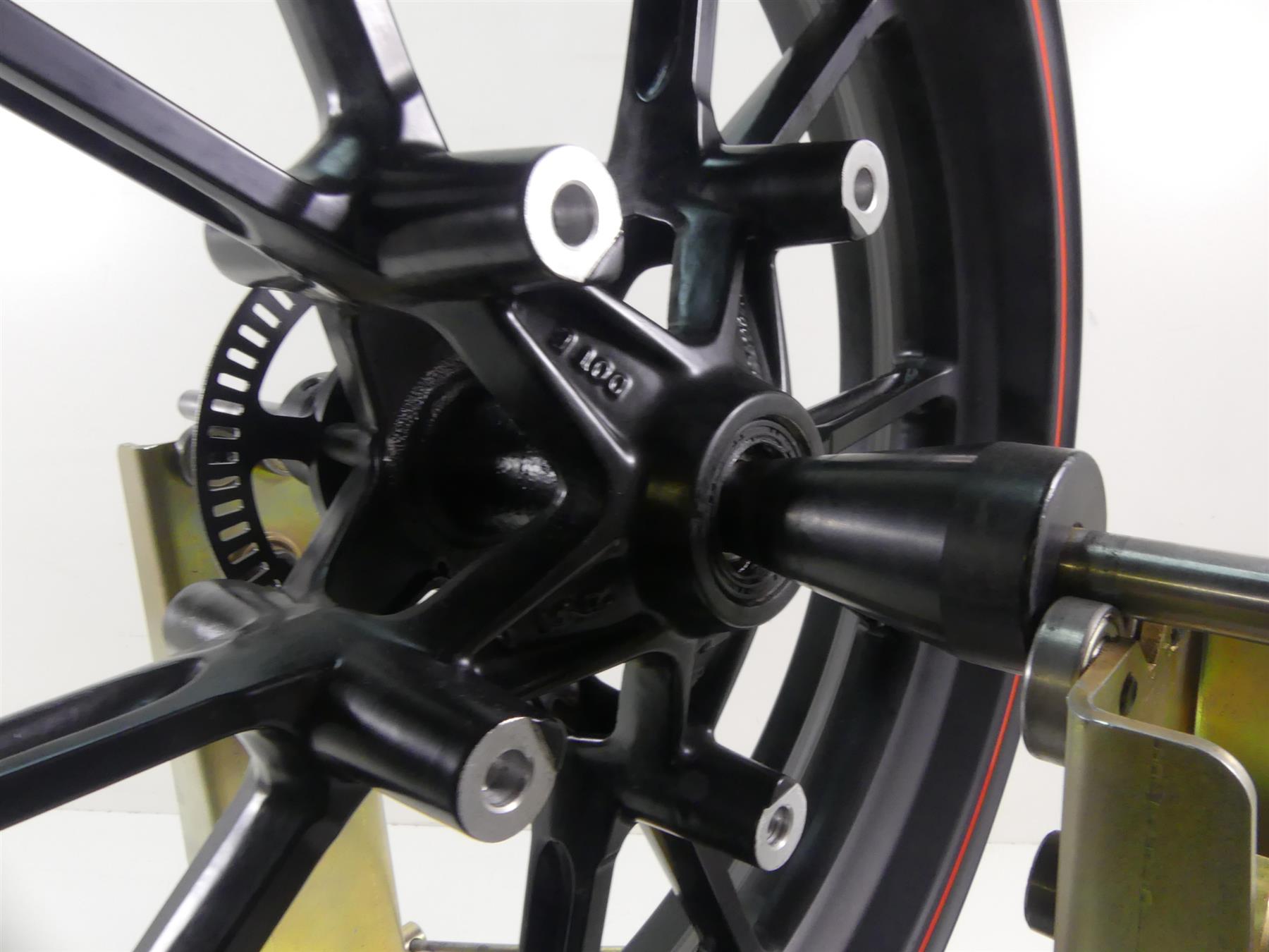2015 Triumph 1050 Speed Triple R Straight Front Wheel Rim 17x3.5 T2000895 {{ shop.shopifyCountryName }} - Mototech271
