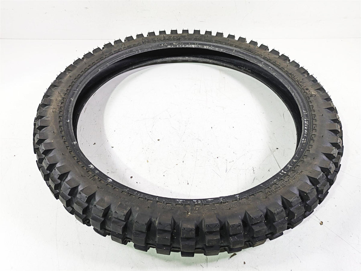Used Motorcycle IRC TR8 Battle Rally Series Tire Front - 3.00-21 301700 {{ shop.shopifyCountryName }} - Mototech271