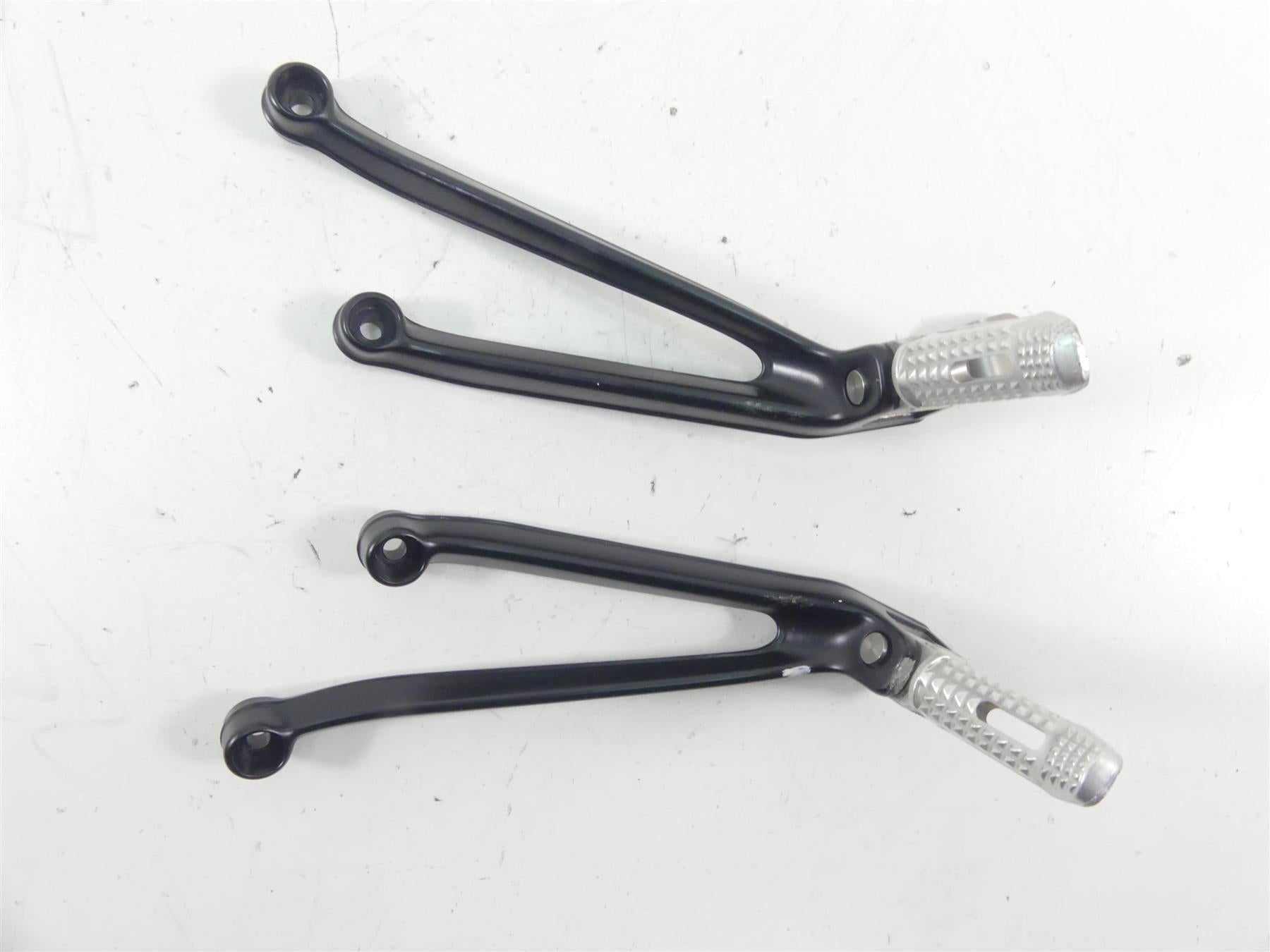 2012 BMW S1000RR K46 Rear Passenger Foot Peg Footpeg Rest Set 8521681 8521680 {{ shop.shopifyCountryName }} - Mototech271