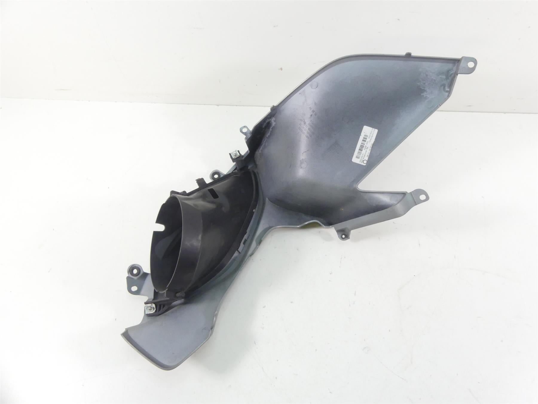 2015 BMW R1200RT K52 Right Side Between Leg Knee Fairing Cover 46638583582 {{ shop.shopifyCountryName }} - Mototech271