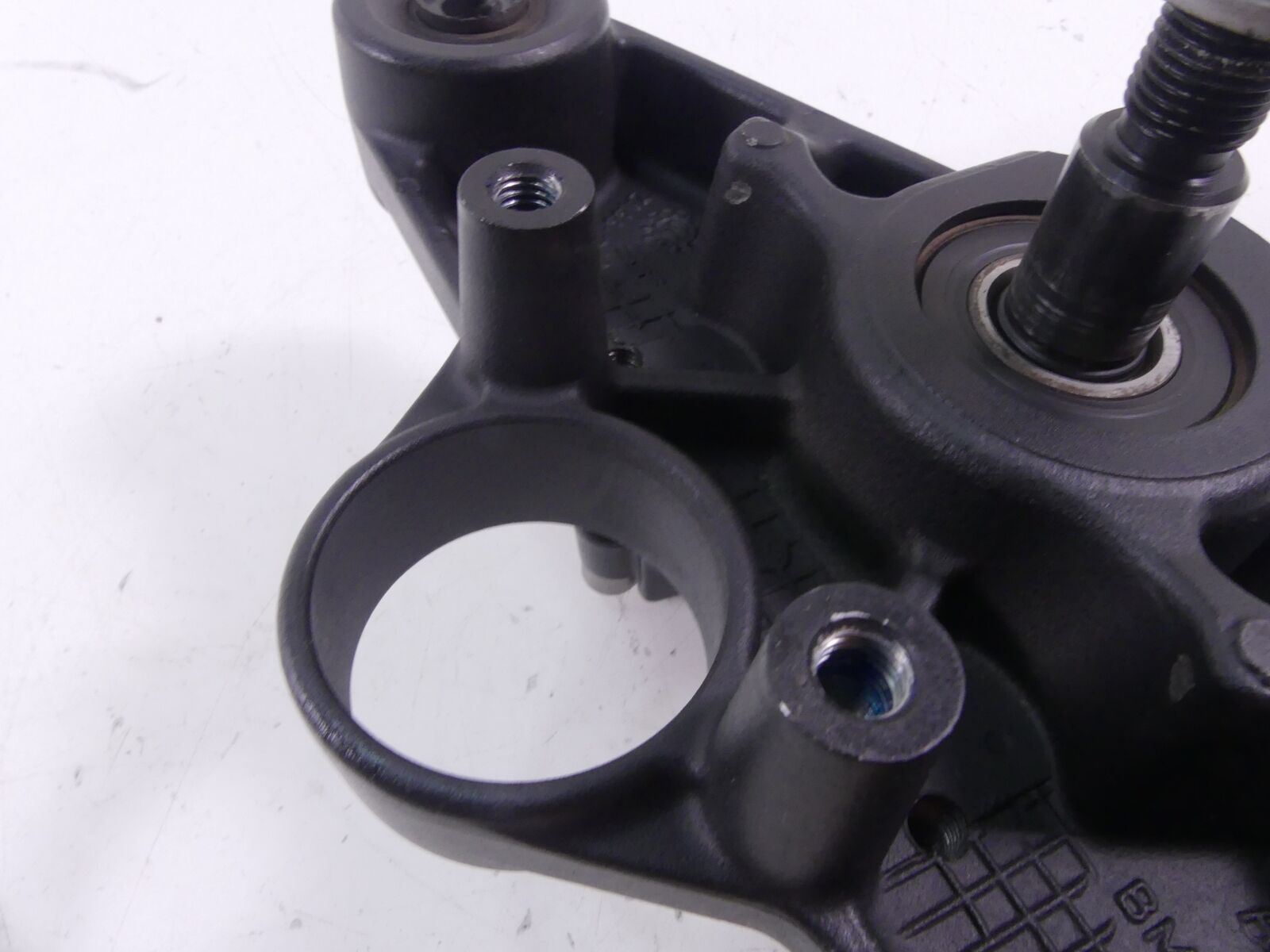 2005 BMW R1200GS K25 Upper Triple Tree Steering Clamp + Riser Set 31427664929 {{ shop.shopifyCountryName }} - Mototech271