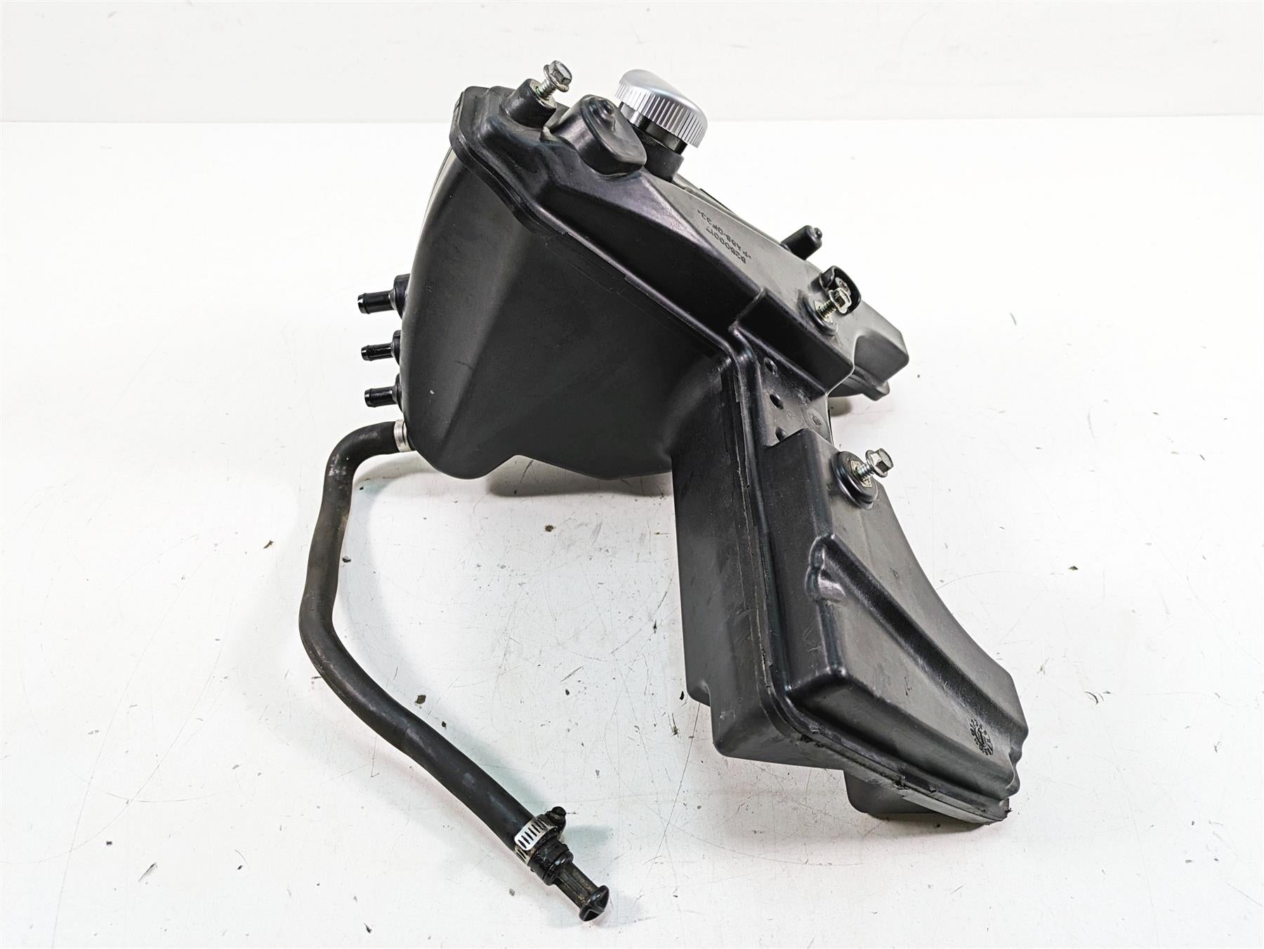 2019 Harley XL883N Sportster Iron Oil Tank Reservoir & Dip Stick 62500017 {{ shop.shopifyCountryName }} - Mototech271
