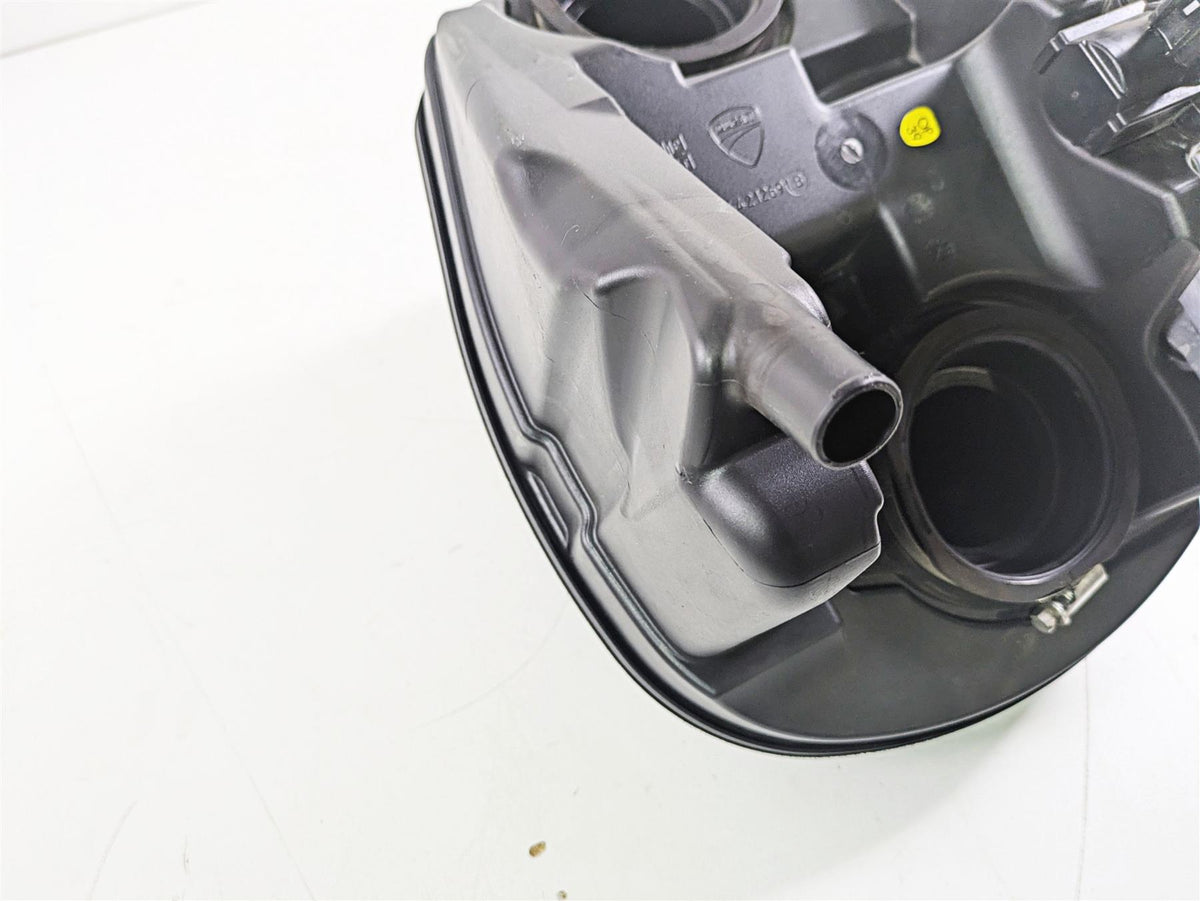 2015 Ducati Hypermotard 821 SP Air Box Cleaner Breather Filter 44212691B {{ shop.shopifyCountryName }} - Mototech271
