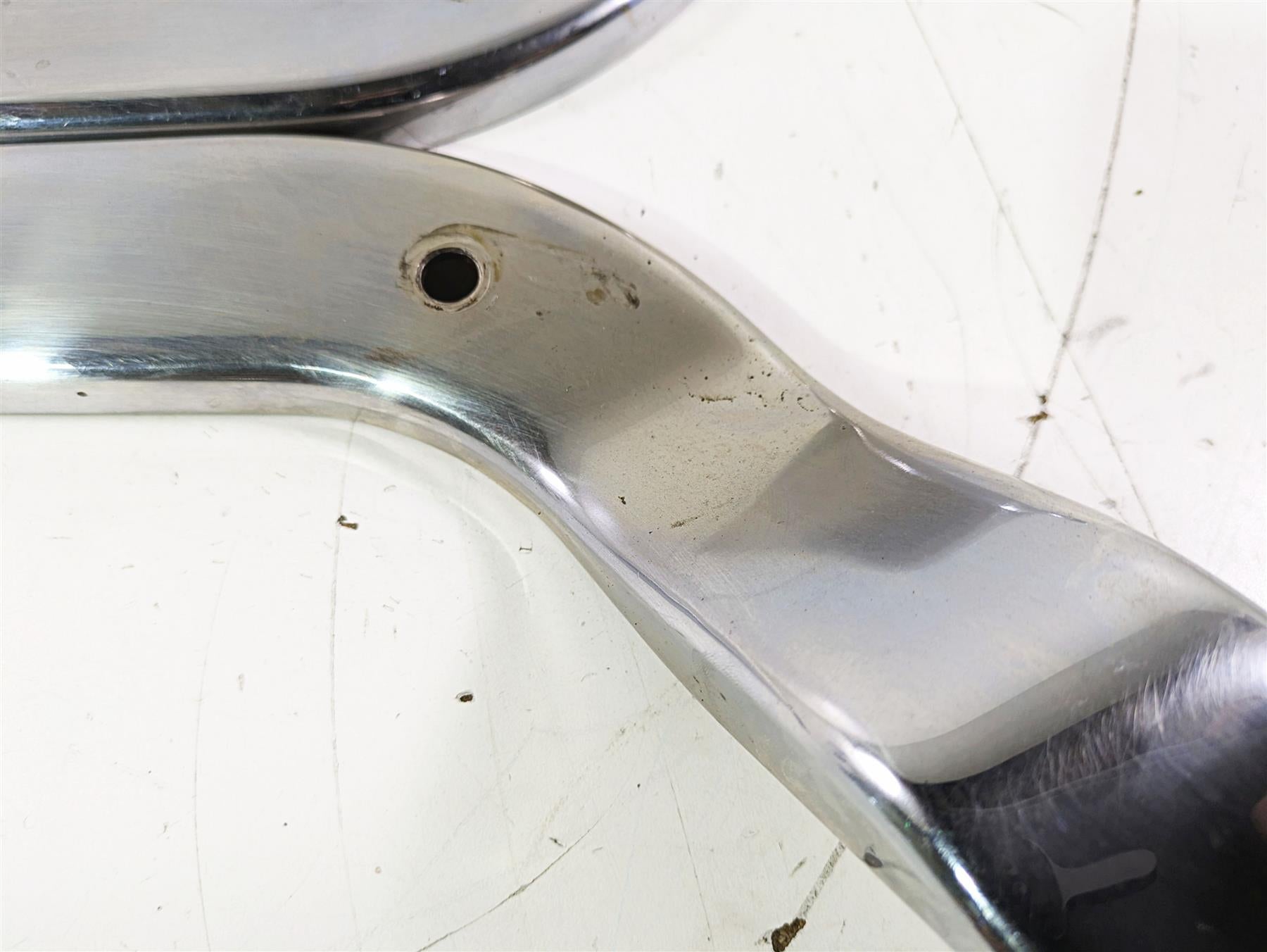 1992 Harley FLSTC Softail Heritage Rear Fender Chrome Braces - Read 59969-86A {{ shop.shopifyCountryName }} - Mototech271