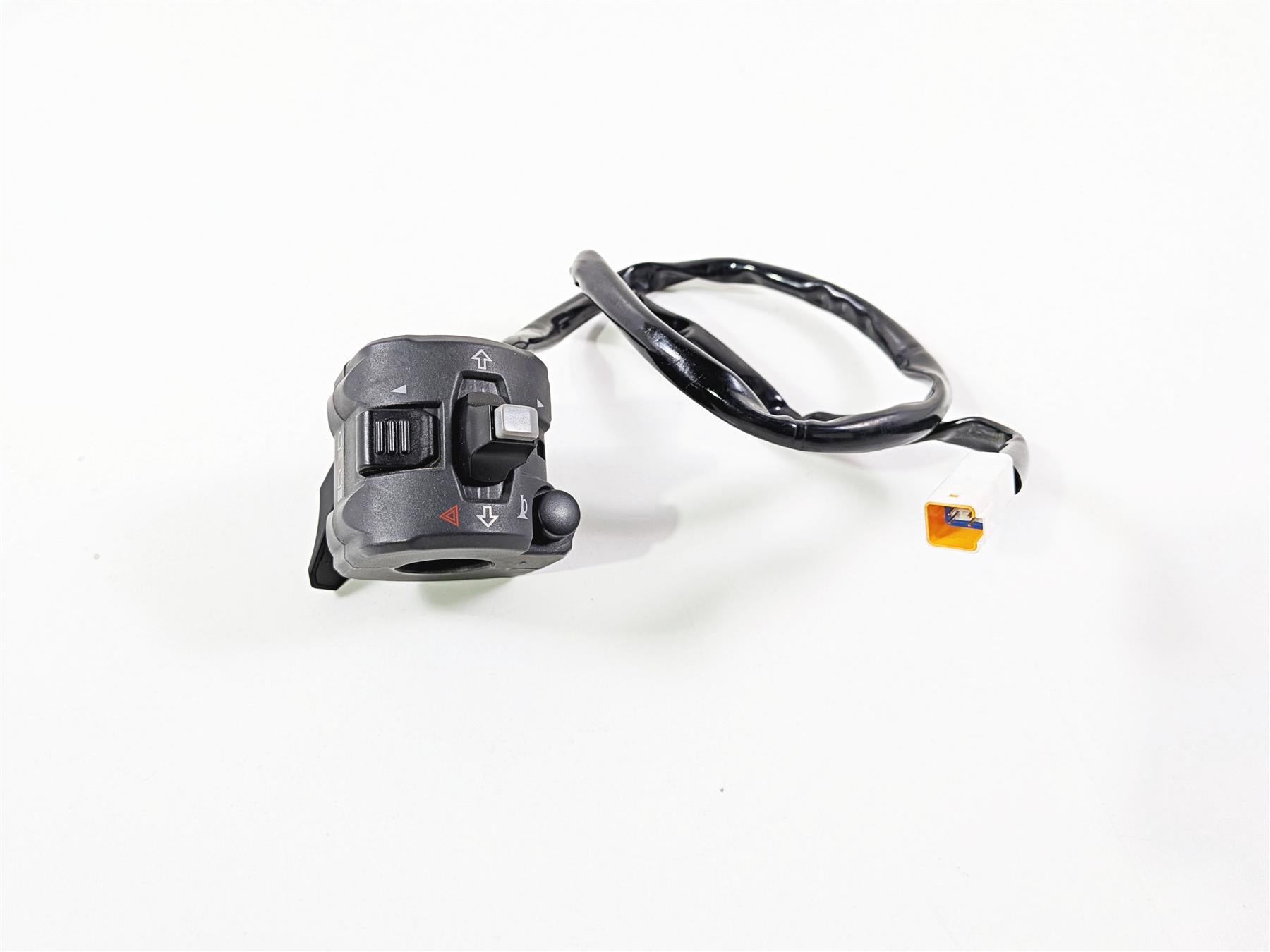 2019 Ducati 959 Panigale Left Hand Turn Signal Control Switch - Read 65110132A {{ shop.shopifyCountryName }} - Mototech271