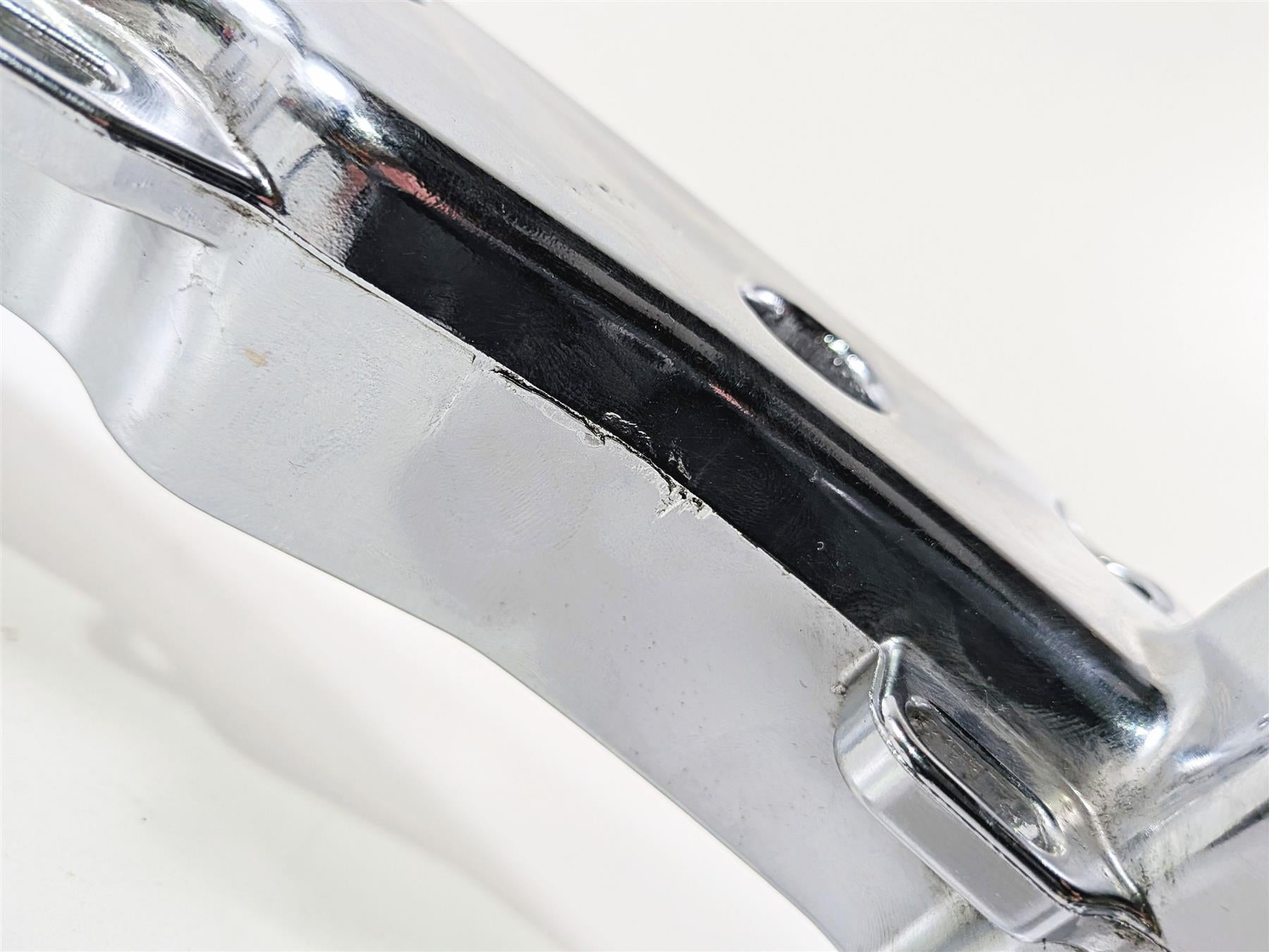 2016 Harley Touring FLHX Street Glide Left Rear Chrome Saddlebag Mount 90200503 {{ shop.shopifyCountryName }} - Mototech271