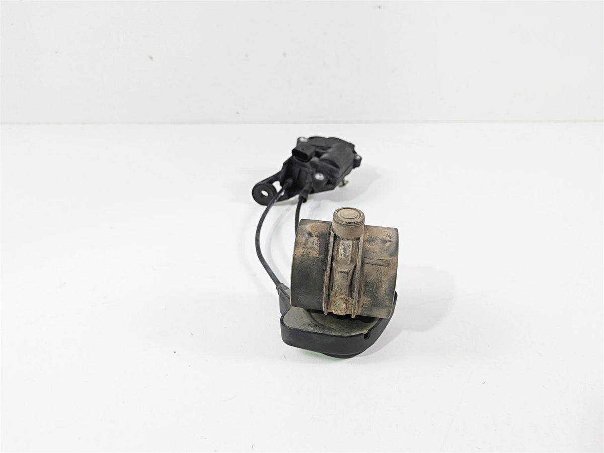 2018 BMW R nineT Urban GS K33 Exhaust Valve Flap & Servo Motor D=57 18518546552 {{ shop.shopifyCountryName }} - Mototech271