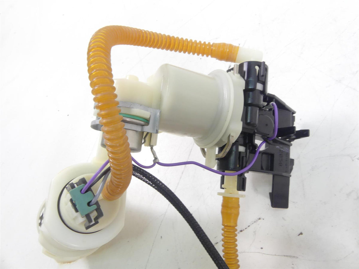 2009 Harley FXDF Dyna Fat Bob Fuel Petrol Gas Pump & Level Sending Unit 75218-04 {{ shop.shopifyCountryName }} - Mototech271