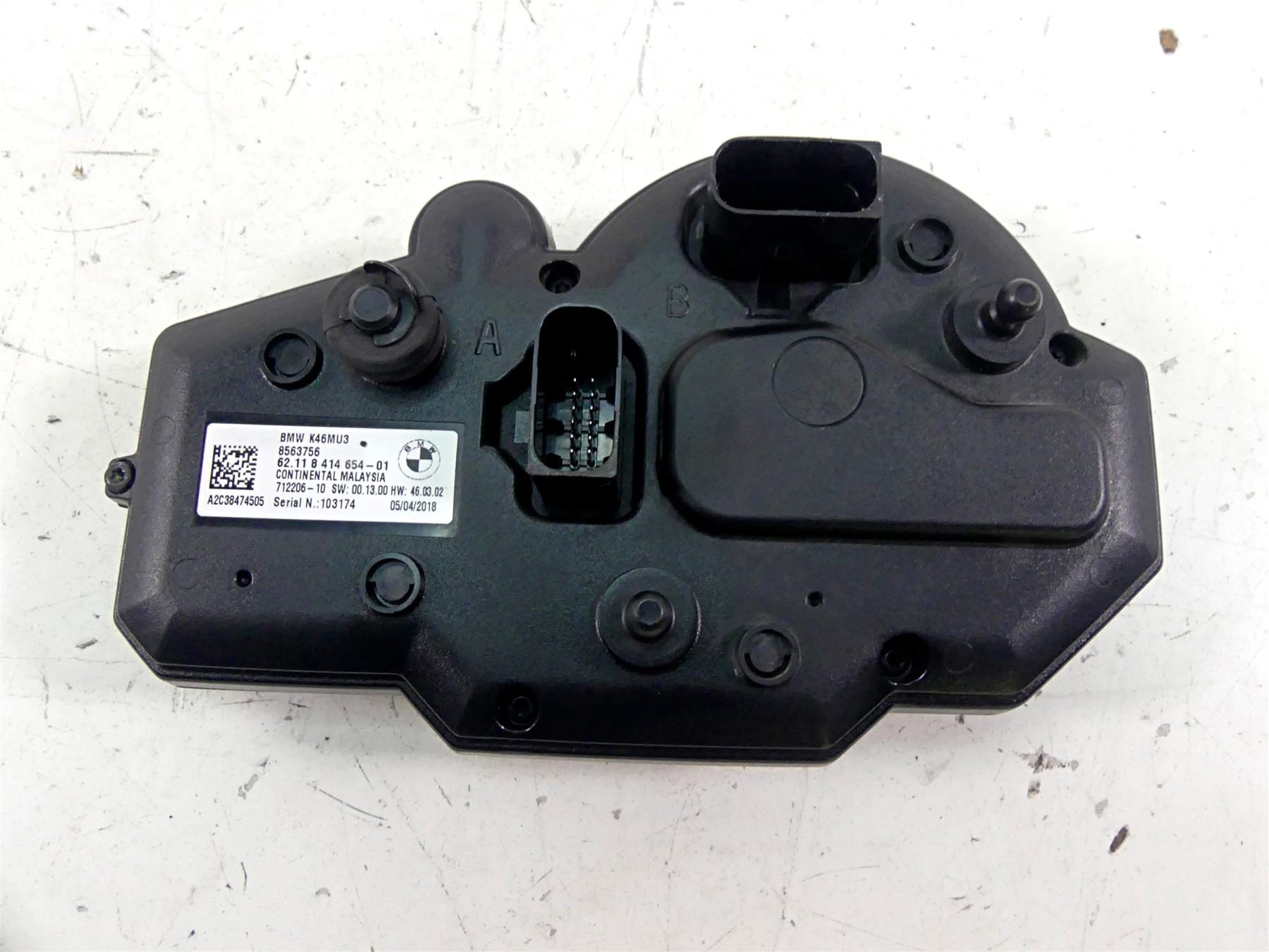 2018 BMW S1000RR K46 Speedometer Gauges Instrument Cluster 17K 62118414654 {{ shop.shopifyCountryName }} - Mototech271