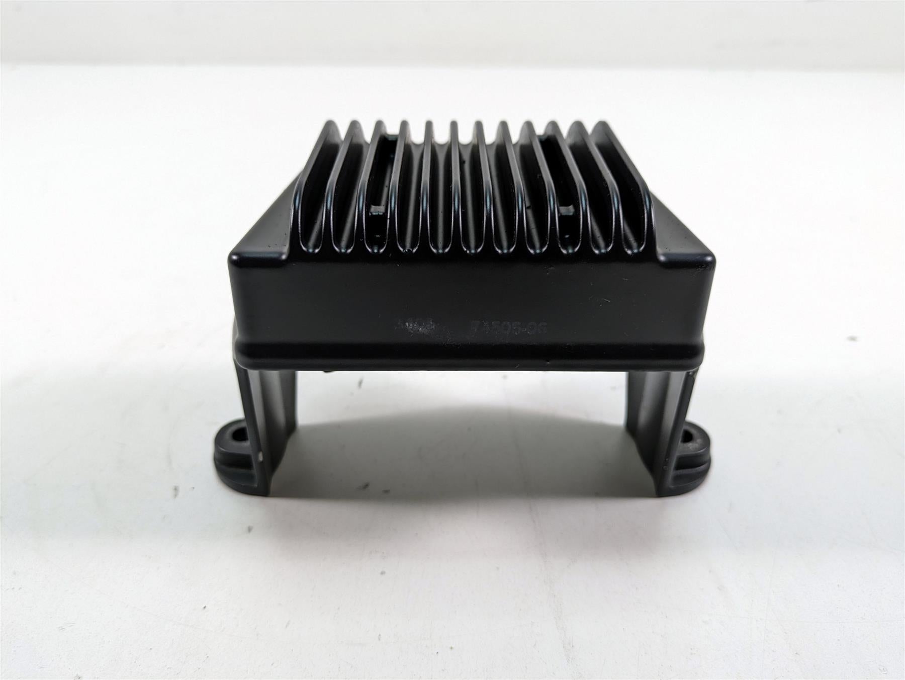 2006 Harley Touring FLHTCUI Electra Glide Rectifier Voltage Regulator 74505-06 {{ shop.shopifyCountryName }} - Mototech271