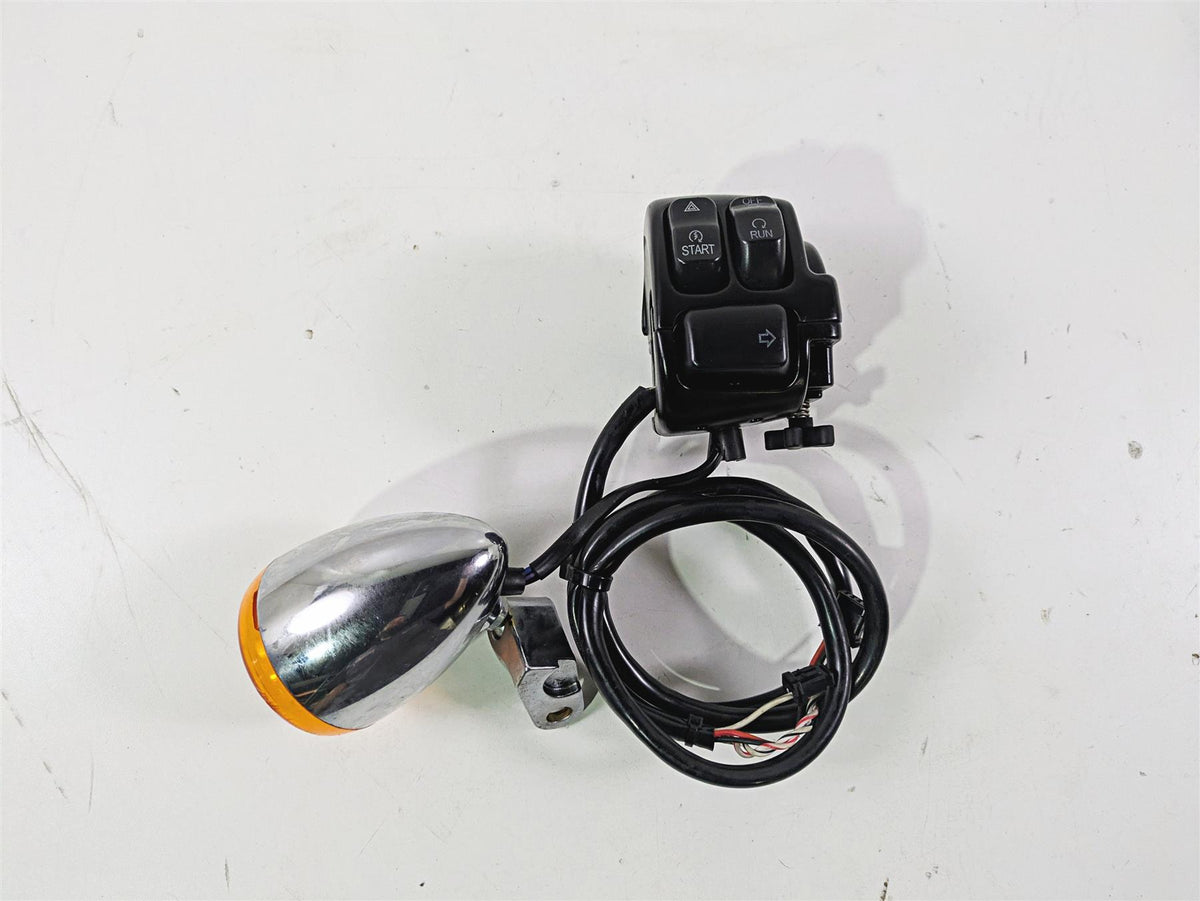 2015 Harley FXDF Dyna Fat Bob Right Hand Control Switch Start Blinker 72944-12 {{ shop.shopifyCountryName }} - Mototech271