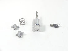 Load image into Gallery viewer, 2006 Harley Touring FLHTCUI Electra Glide Ignition Knob Key Lock Set 71532-03
