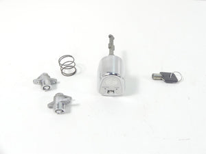 2006 Harley Touring FLHTCUI Electra Glide Ignition Knob Key Lock Set 71532-03