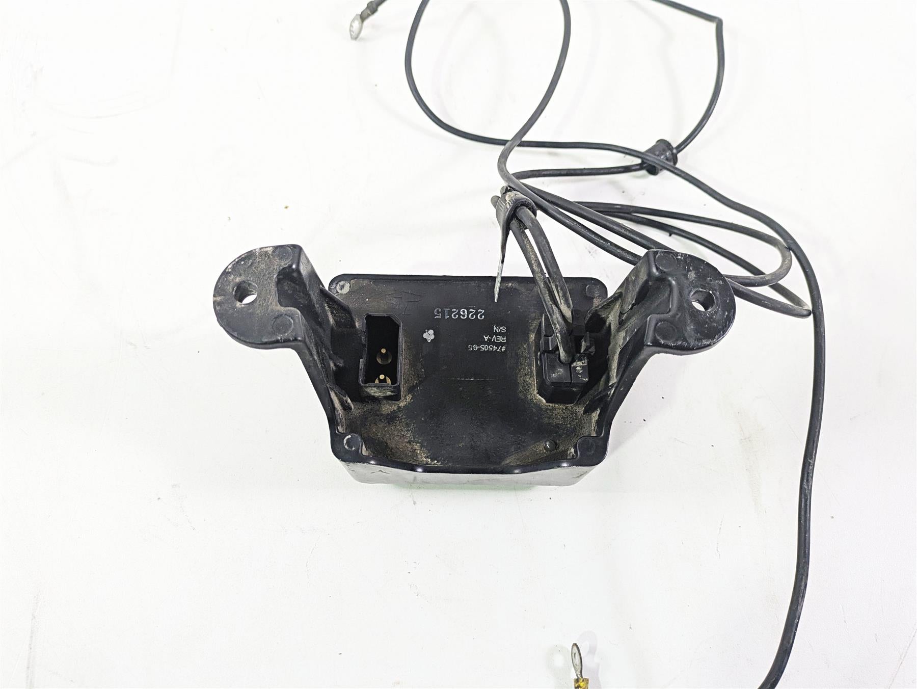 1996 Harley Touring FLHTCUI Electra Glide Rectifier Voltage Regulator 74505-95A {{ shop.shopifyCountryName }} - Mototech271