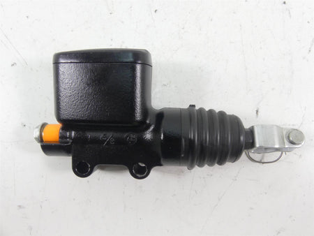2018 Harley Softail FXBB Street Bob Rear Brake Master Cylinder 5/8" 41700460 {{ shop.shopifyCountryName }} - Mototech271