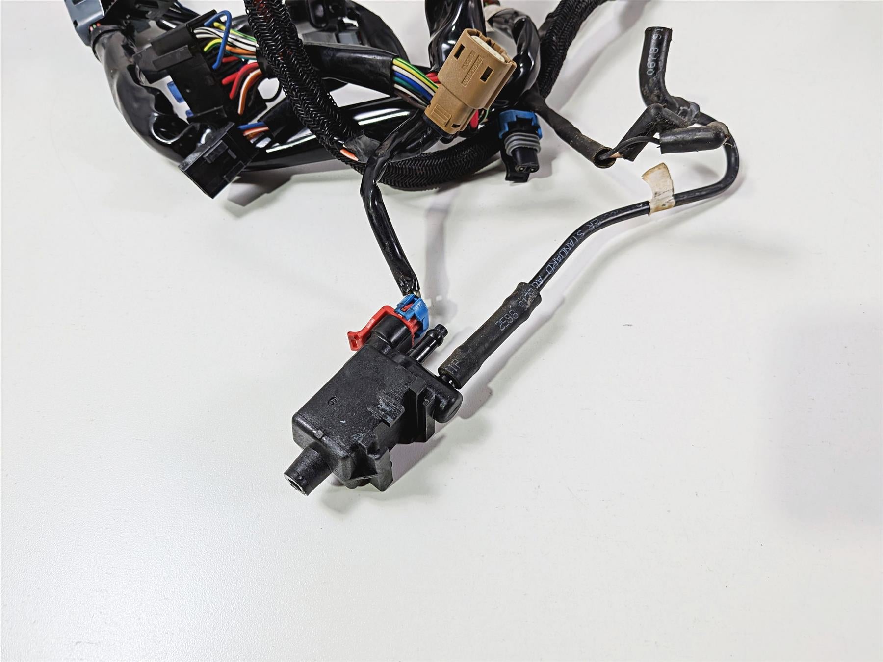 2011 Harley VRSCDX Night Rod Main Wiring Harness Loom Abs - Read 70170-08A {{ shop.shopifyCountryName }} - Mototech271