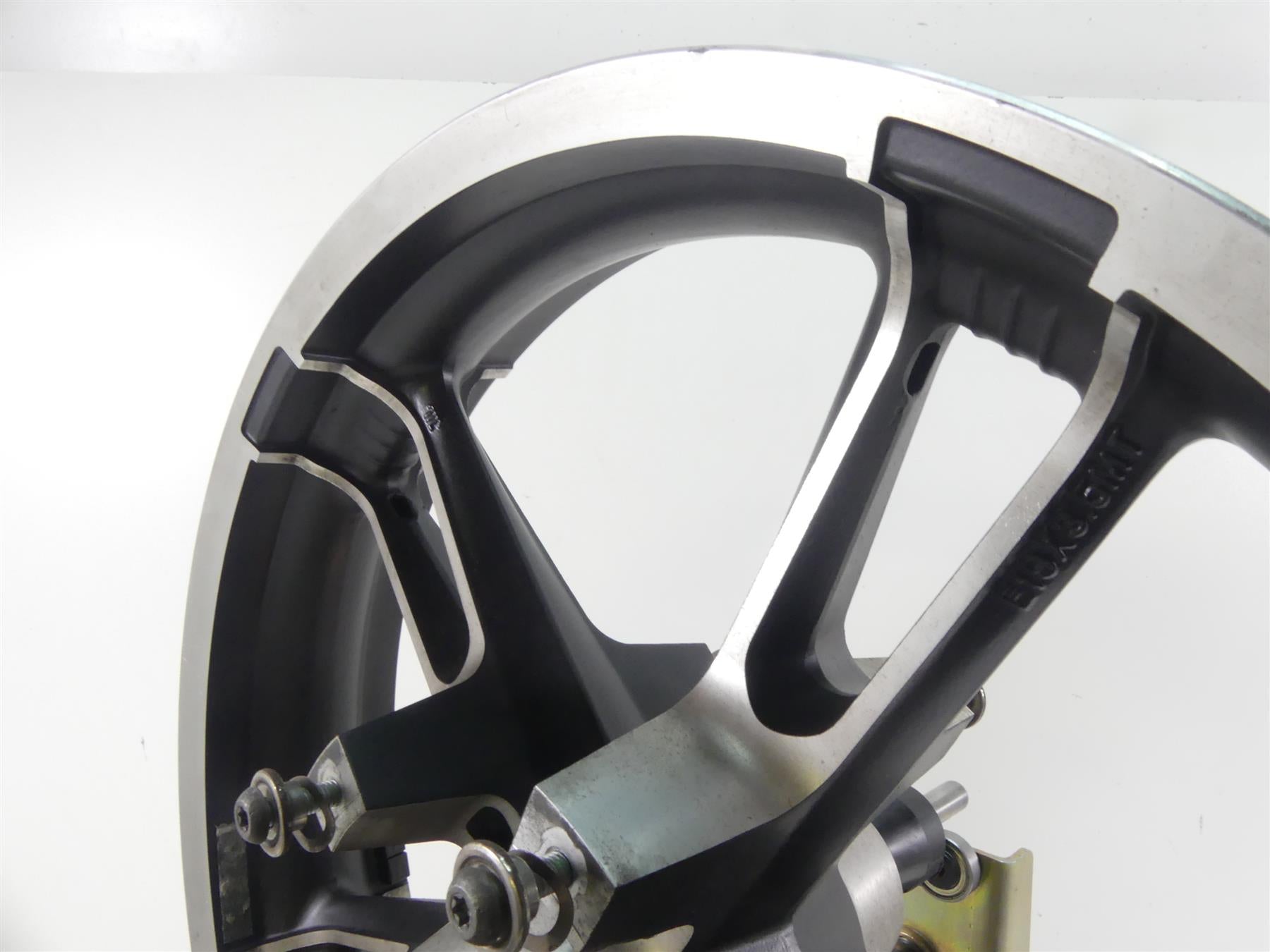 2014 Harley Touring FLHX Street Glide Front 19x3.5 Wheel Rim -Read 43300027 {{ shop.shopifyCountryName }} - Mototech271