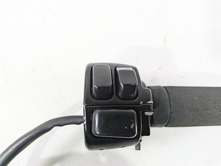 2004 Harley FLSTCI Softail Heritage Right Hand Control Switch 71684-06A 71683-06 {{ shop.shopifyCountryName }} - Mototech271