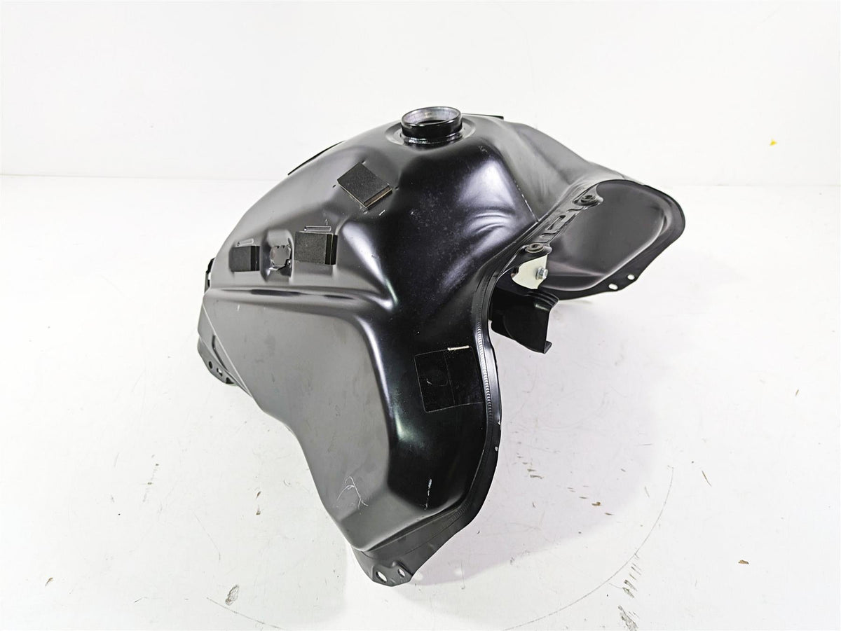 2021 Yamaha Tenere 700 XTZ7 Fuel Gas Petrol Tank BW3-24110-01-P1 BW3-24110-02-P1 {{ shop.shopifyCountryName }} - Mototech271