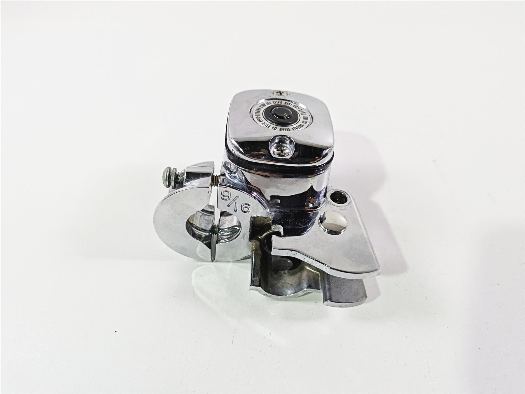 2008 Harley FXCWC Softail Rocker Front 9/16" Brake Master Cylinder 45019-08C {{ shop.shopifyCountryName }} - Mototech271