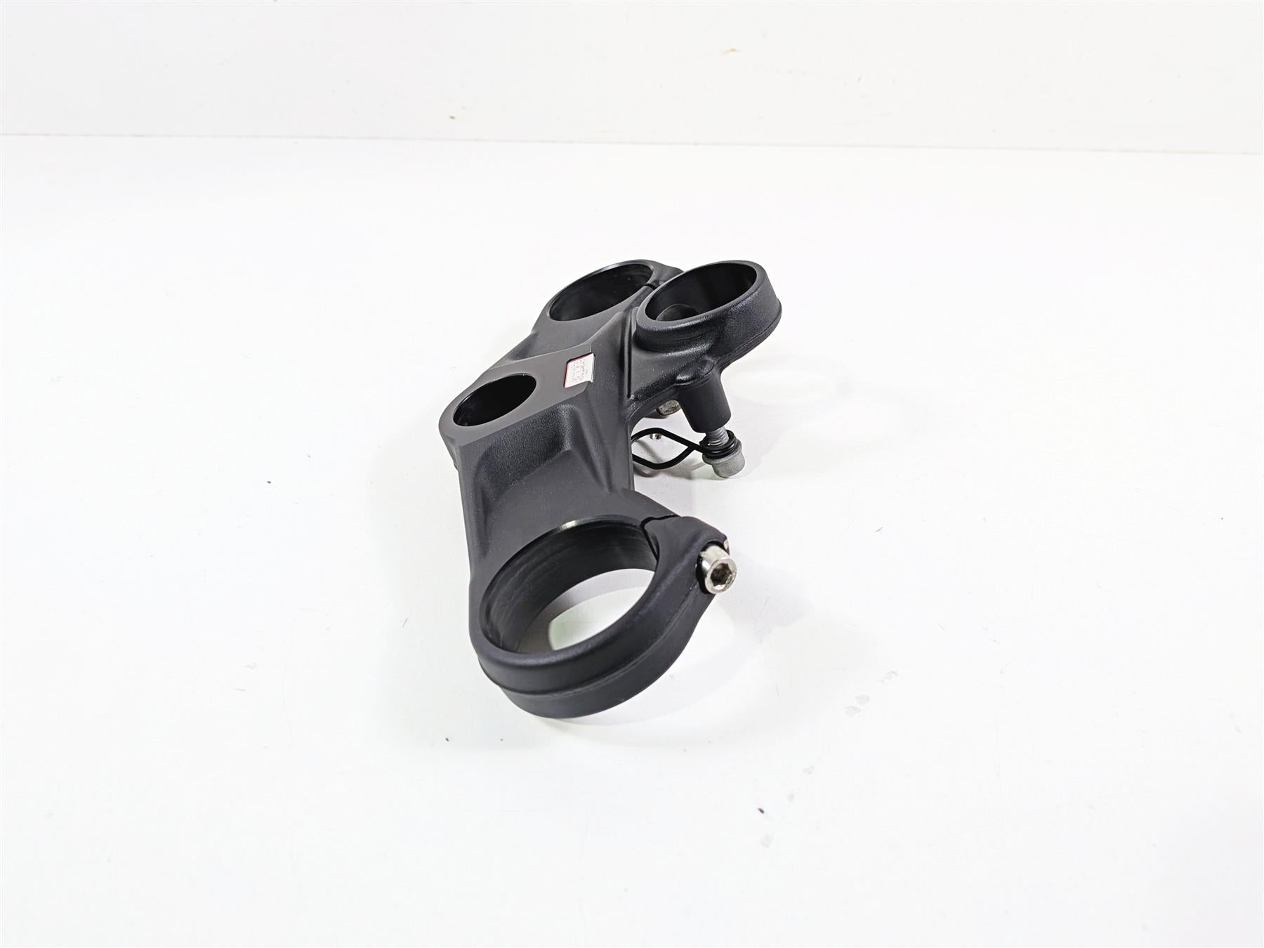 2018 Aprilia RSV4 RR Upper Triple Tree Steering Clamp 2B003830 858737 {{ shop.shopifyCountryName }} - Mototech271