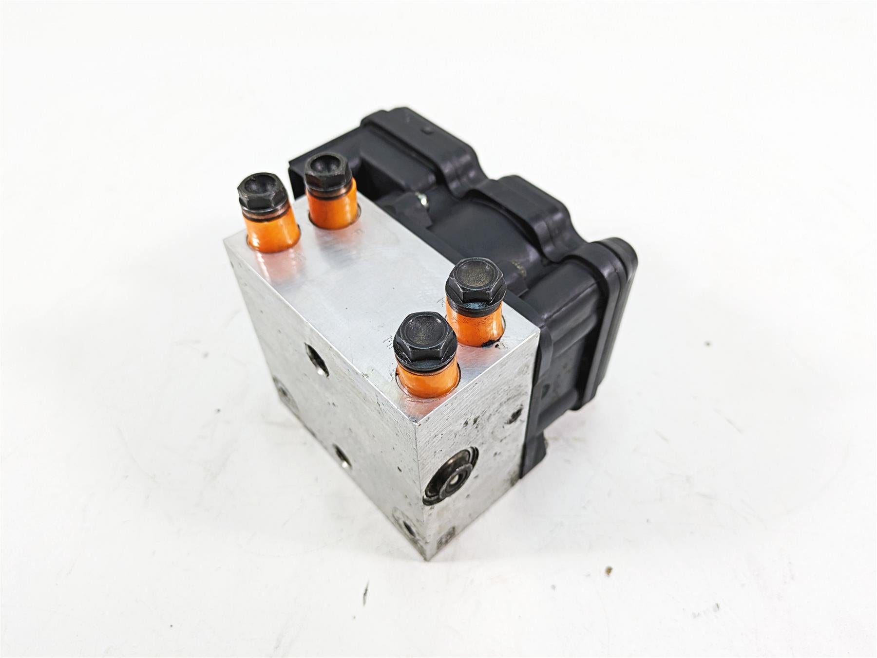 2011 Harley Touring FLTRU Road Glide Abs Brake Pump Unit Module 40601-08A {{ shop.shopifyCountryName }} - Mototech271