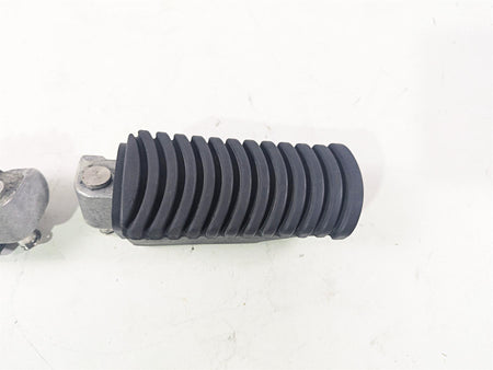 2010 BMW R1200GS K25 Rear Passenger Foot Pegs Footpeg 46712310403 46712310404 {{ shop.shopifyCountryName }} - Mototech271