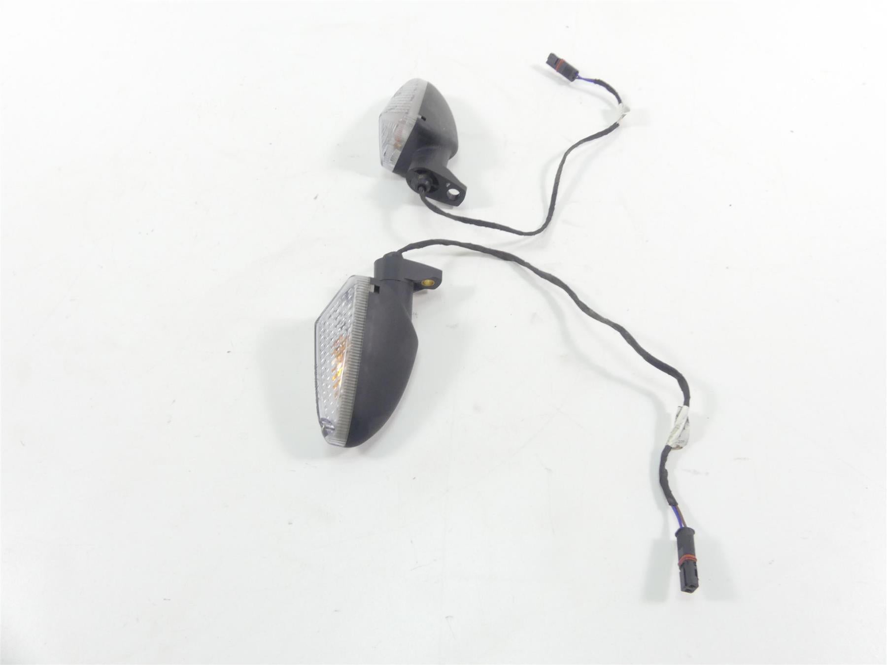 2019 BMW R1250GS K50 Rear Blinker Turn Signal Set 63138534353 63138534352 {{ shop.shopifyCountryName }} - Mototech271