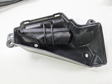 2006 Suzuki VL800 C50 Boulevard Left Right Side Covers 47110-41F81 47210-41F80 {{ shop.shopifyCountryName }} - Mototech271
