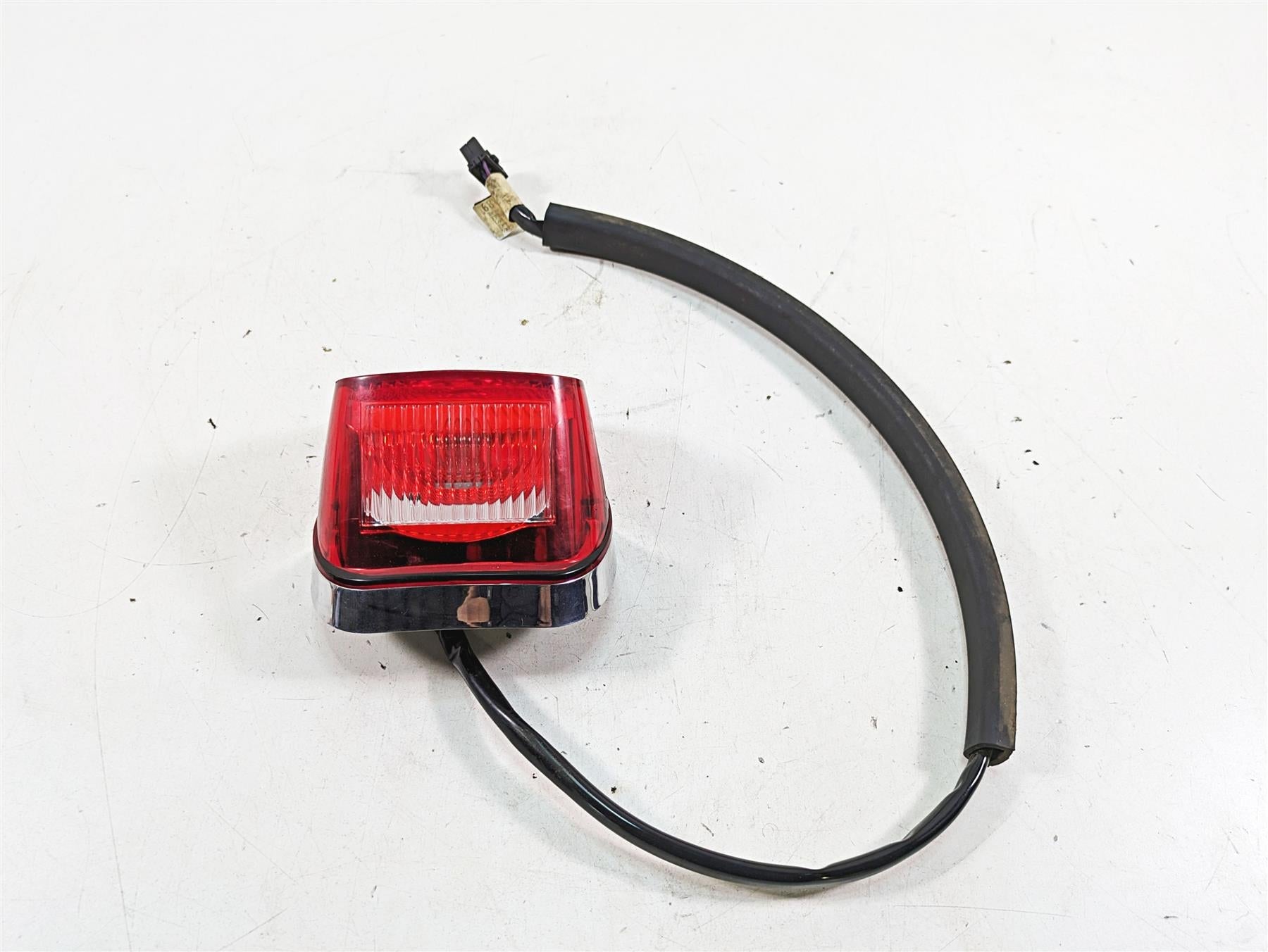 2006 Harley FLSTI Softail Heritage Tail Light Lamp Taillight 68140-04 {{ shop.shopifyCountryName }} - Mototech271