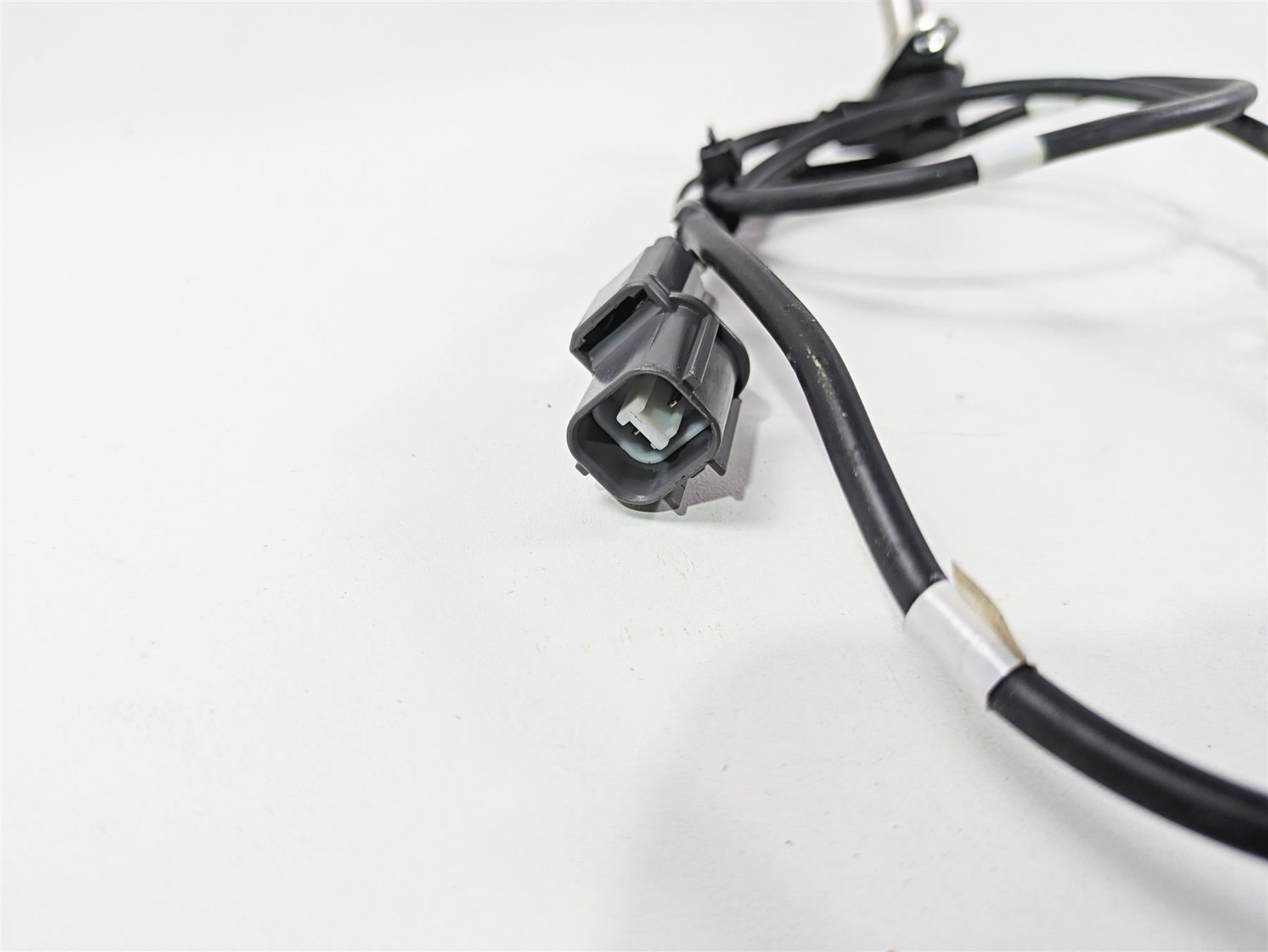 2023 Kawasaki ZX1400 ZX14R Ninja Rear Abs Brake Wheel Speed Sensor 21176-0060 {{ shop.shopifyCountryName }} - Mototech271