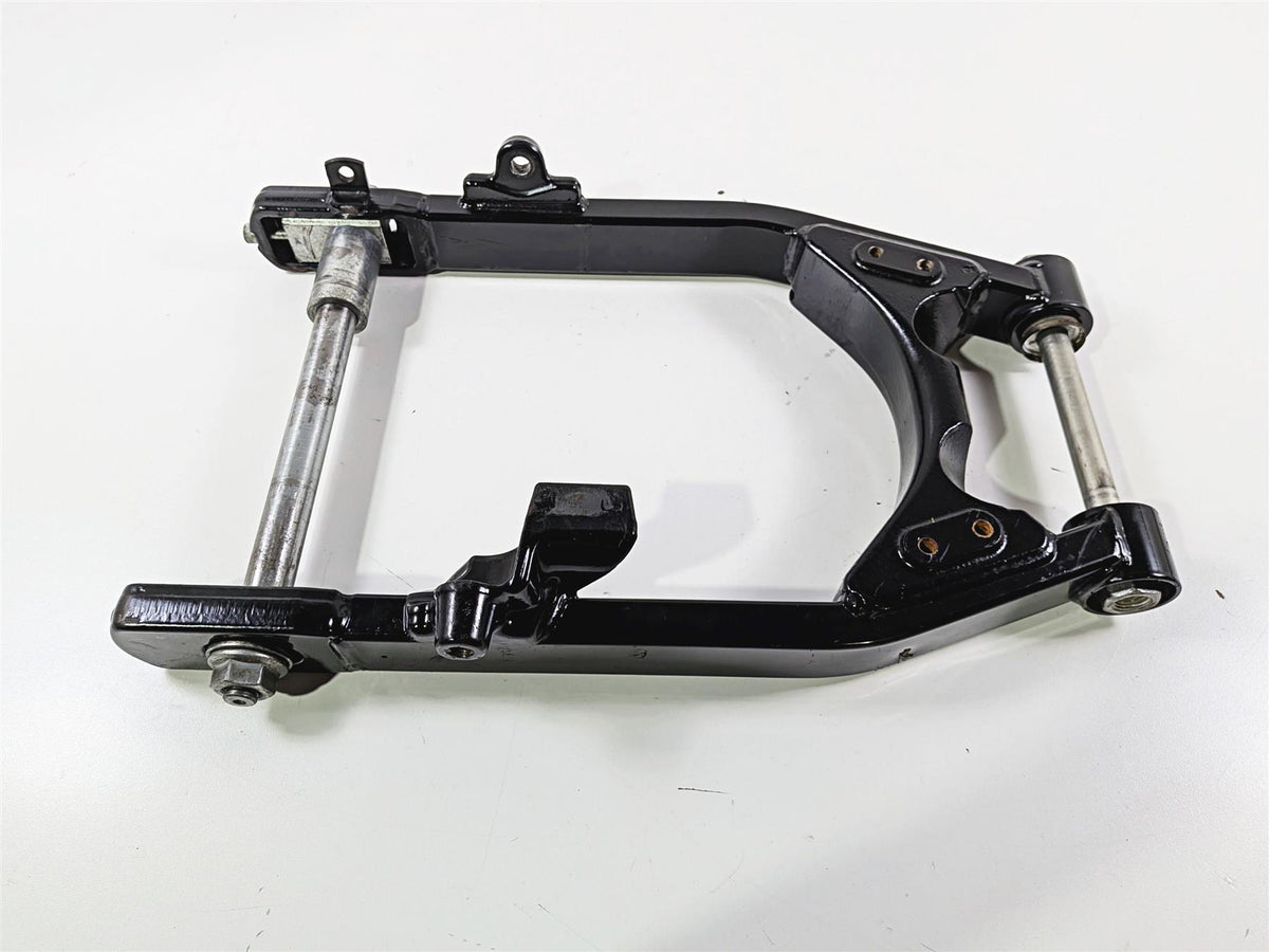 2006 Harley Davidson Dyna FXDBI Street Bob Rear Swingarm + Axle - Read 47820-06 {{ shop.shopifyCountryName }} - Mototech271