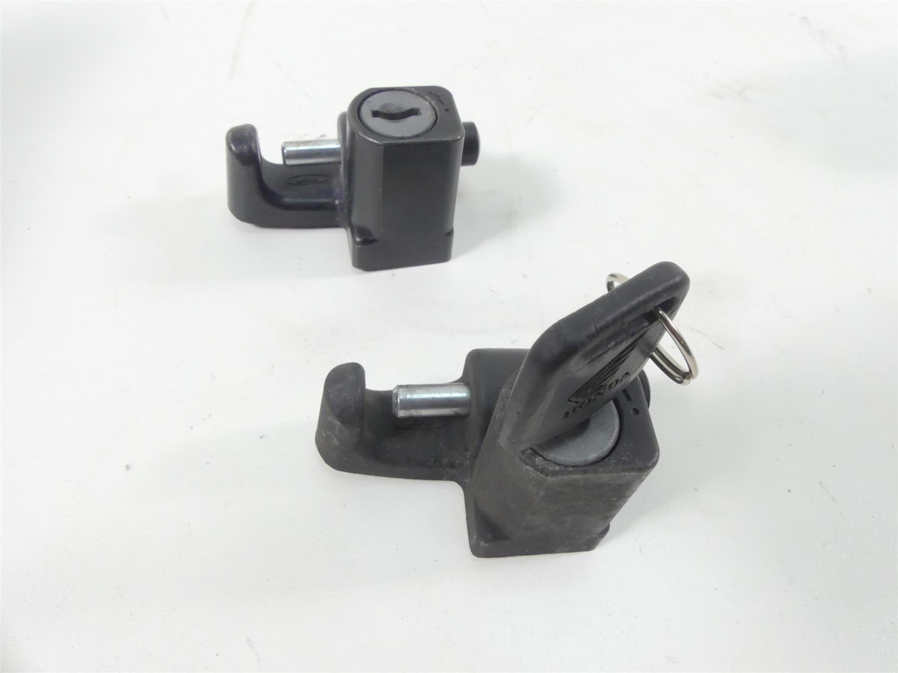 2009 Honda VTX1300 Touring Ignition Switch Key Gas Cap Seat Lock 35010-MEA-740 {{ shop.shopifyCountryName }} - Mototech271